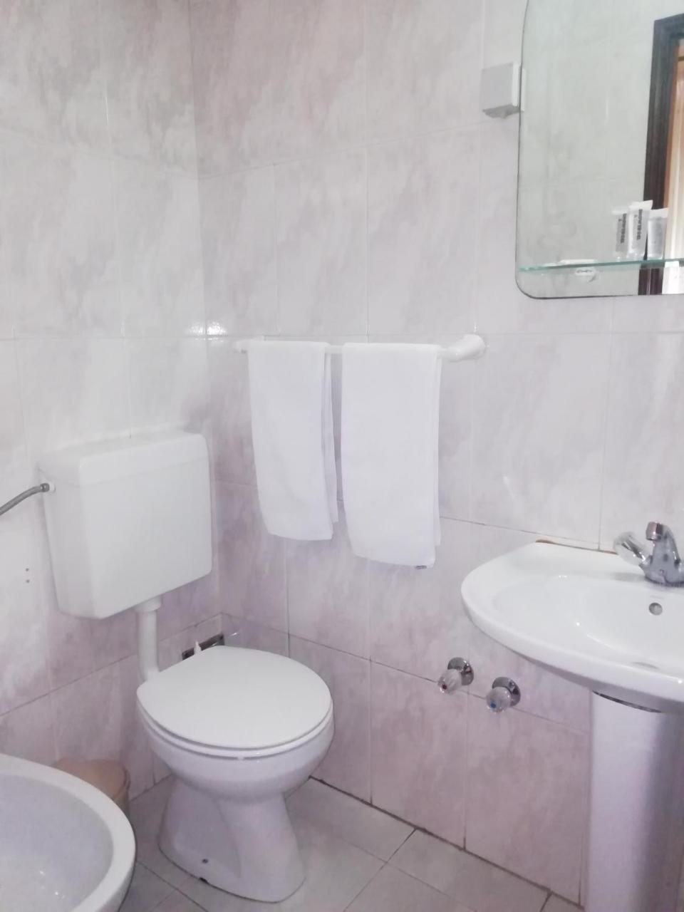Bed and Breakfast Apolo Lissabon Exterior foto